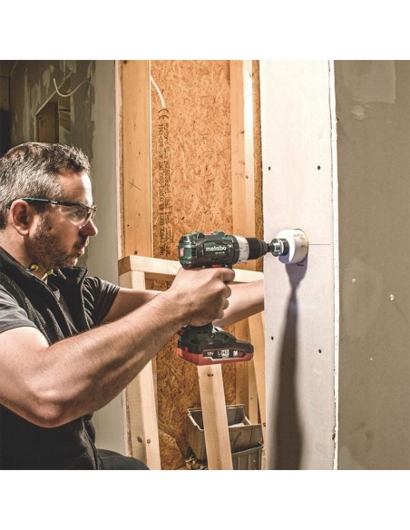 TALADRO PERCUTOR A BATERIA 18V SB 18 LBL