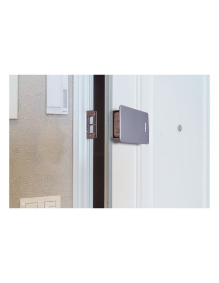 CERRADURA INVISIBLE KAMO. PLATA