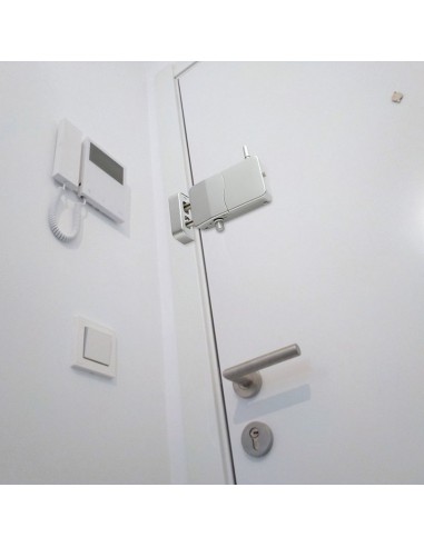 CERRADURA INVISIBLE CON ALARMA. PLATA